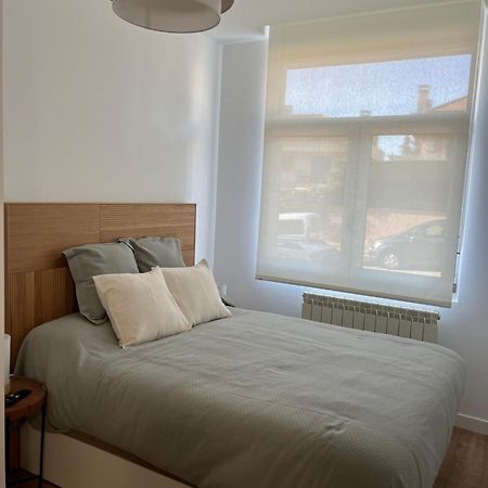 Apartamento Puerta De Burgos Vut09605 外观 照片